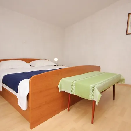 Apartman Kraj 333b Tkon